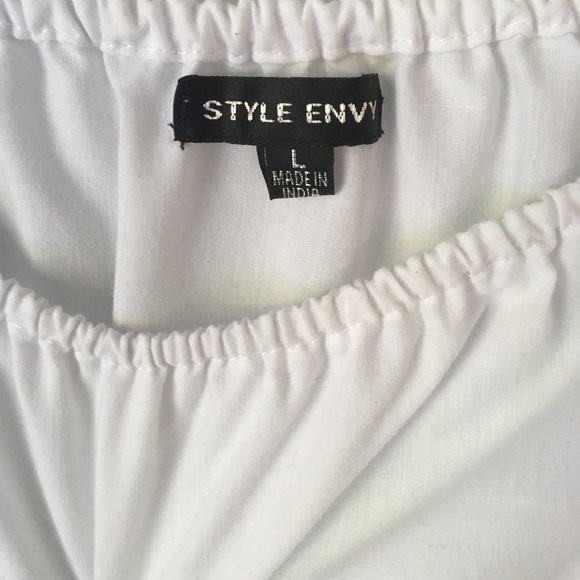 White Off-Shoulder Flowy Blouse - Picture 3 of 3